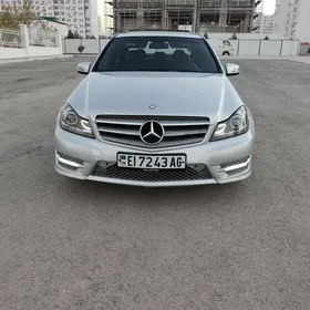 Mercedes-Benz C250 2011
