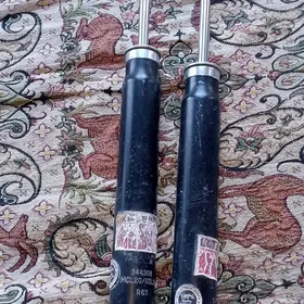 amartizator sienna 2005-2006