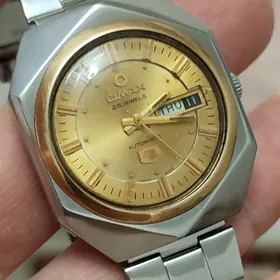 Sagat Часы Швейцария Omax