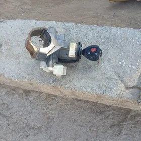 Karollo zamok zaźganny