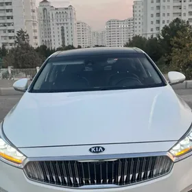 Kia Cadenza 2019