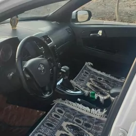 Brilliance H330 2018