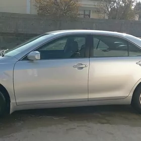 Toyota Camry 2011