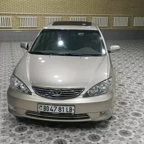 Toyota Camry 2005