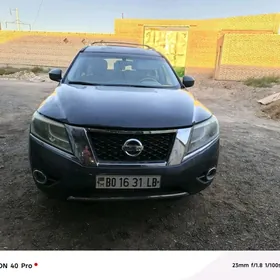 Nissan Pathfinder 2013