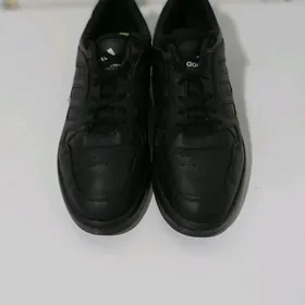 мужской обувь