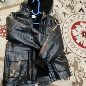 Кожаный куртка