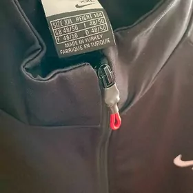 Черный спортифка