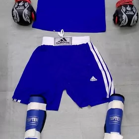 форма для кикбоксинга