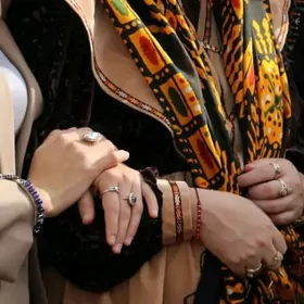 Setga garylan koynek tazeje