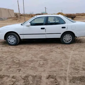 Toyota Camry 1993