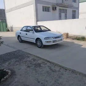 Toyota Carina 1993