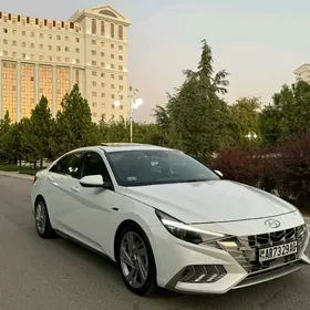 Hyundai Elantra 2023