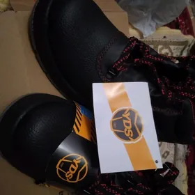 рабочая обувь