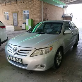 Toyota Camry 2010