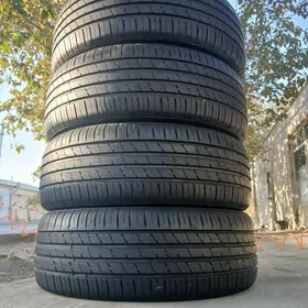 Imperial 235 55 19 Teker