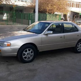 Toyota Camry 1995