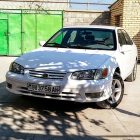 Toyota Camry 2001