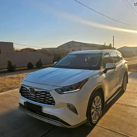 Toyota Highlander 2020