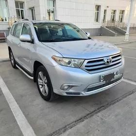 Toyota Highlander 2011