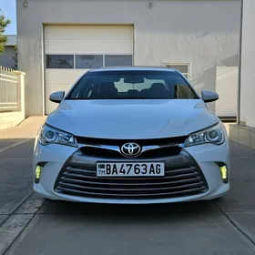 Toyota Camry 2015