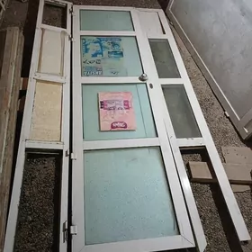 Plastit gapy magazyndan ayyrla