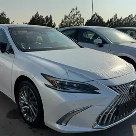 Lexus ES 350 2025