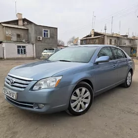 Toyota Avalon 2005