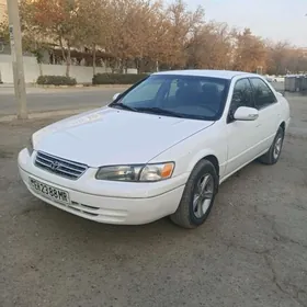 Toyota Camry 1999
