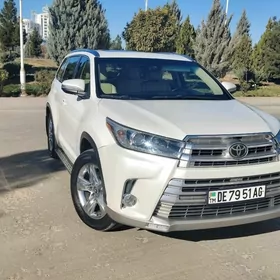 Toyota Highlander 2018