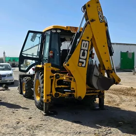 JCB hyzmaty