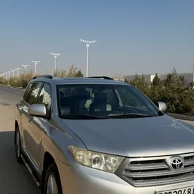 Toyota Highlander 2011