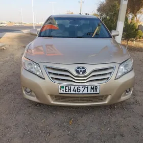 Toyota Camry 2010
