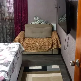 СДАЮ КВАРТИРУ В 9 МКР 1 ЭТАЖ 2