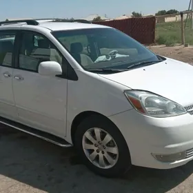 Toyota Sienna 2004