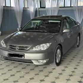 Toyota Camry 2005