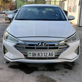 Hyundai Elantra 2020