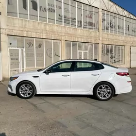 Kia Optima 2020