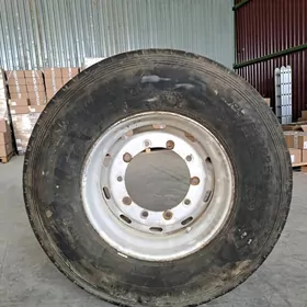 Покрышки Триангл и диски Pilot