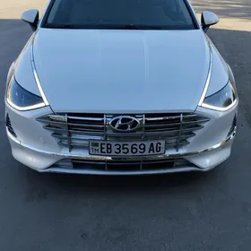 Hyundai Sonata 2021