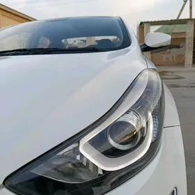 Hyundai Elantra 2014