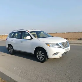 Nissan Pathfinder 2014