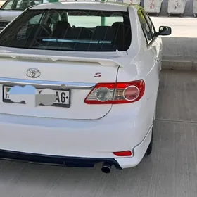 Toyota Corolla 2012