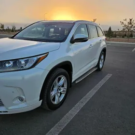 Toyota Highlander 2018