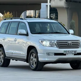 Toyota Land Cruiser 2010