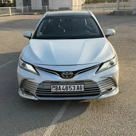 Toyota Camry 2023