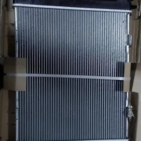 Radýator suw Jeep 6sil.