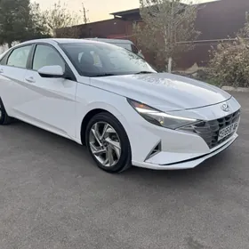 Hyundai Elantra 2021