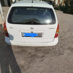 Opel Astra 1998