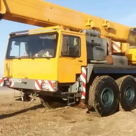 Liebherr L-series 1986